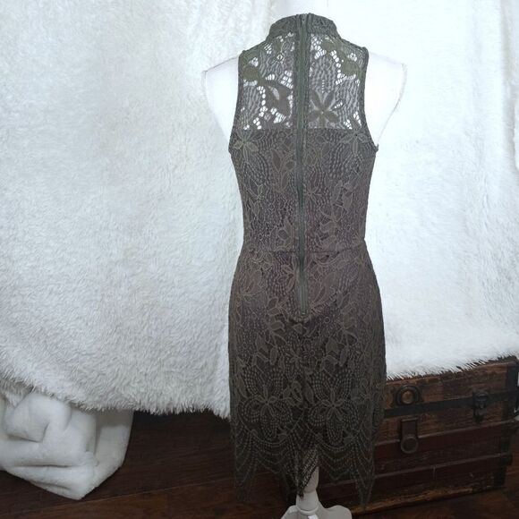 XHILARATION OLIVE GREEN LACE HALTER DRESS SZ.M EUC - Picture 8 of 11